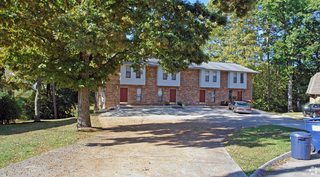 Building Photo - 105 Cynthia Ln