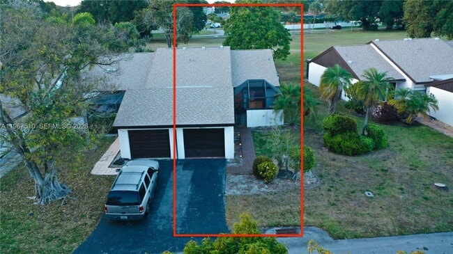 Foto del edificio - 9311 Wedgewood Dr