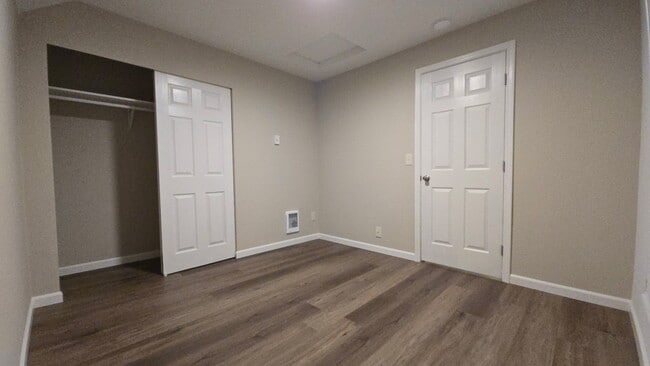 Building Photo - 2927 Federal Ave