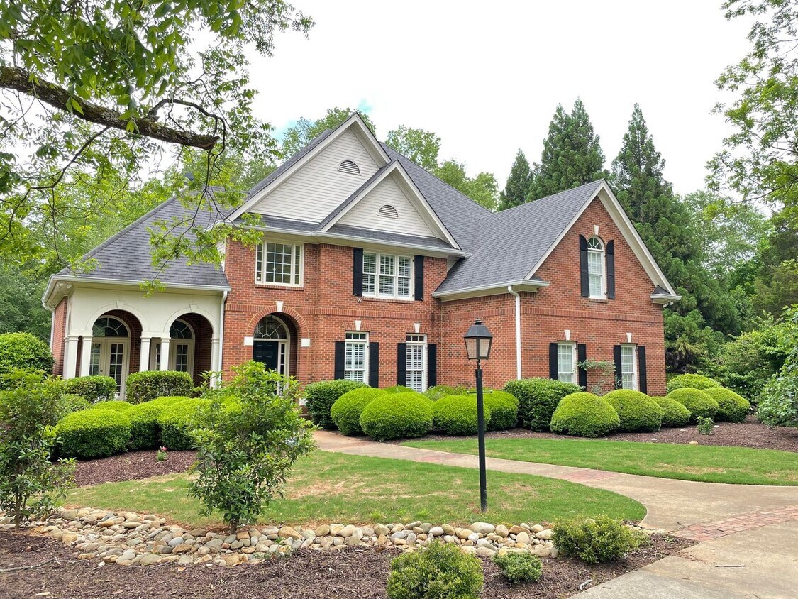 Primary Photo - Beautiful Oconee County Home in Old Waverly
