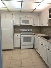 Building Photo - 347 Flanders Dr