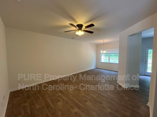 Foto del edificio - 6116 Guildhall Ln