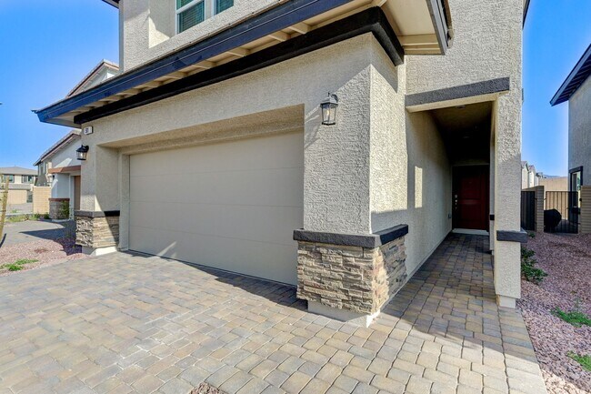 Foto del edificio - Newly Built 4 bedrooms in Cadence