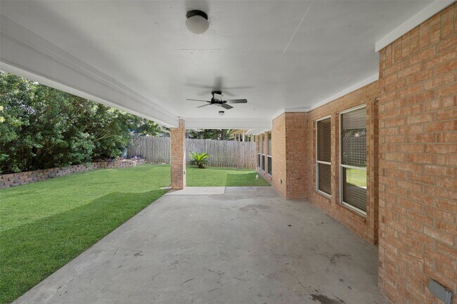 Foto del edificio - 3030 Hemingway Dr