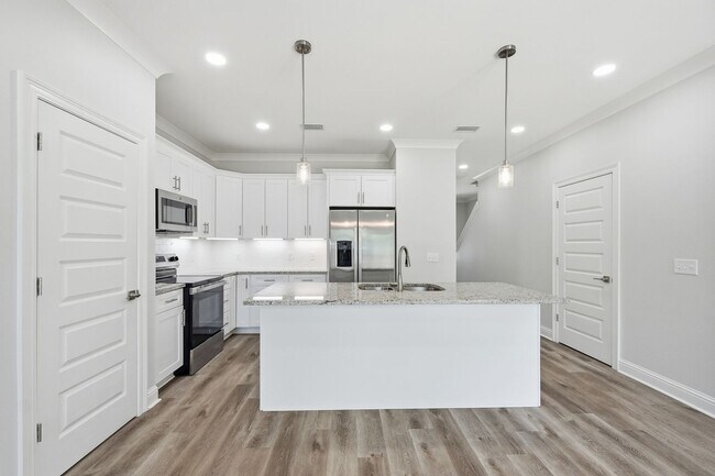 Foto del edificio - NEW Construction, be the FIRST to occupy this beautiful townhouse in Fort Walton Beach!