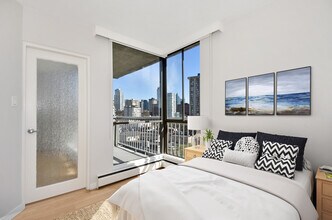 Building Photo - 1265 Burnaby St