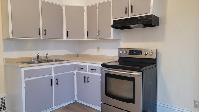 Building Photo - 183 Williams Pl