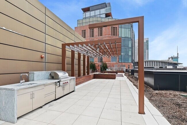 Foto del edificio - 100 Lovejoy Wharf