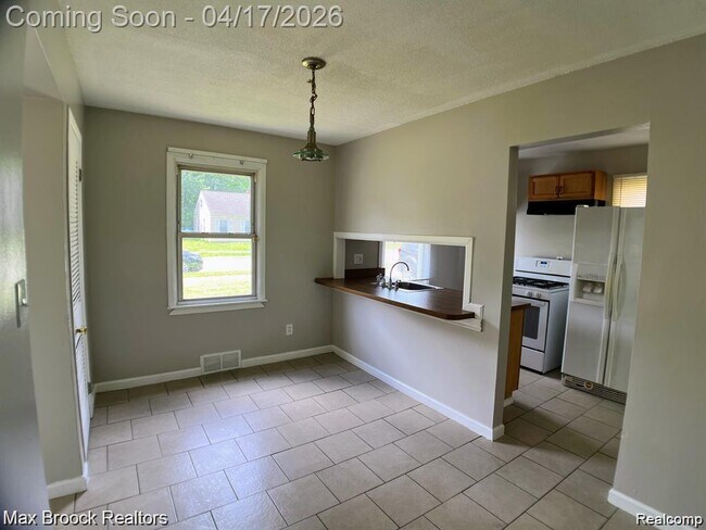 Foto del edificio - 22120 Condon St