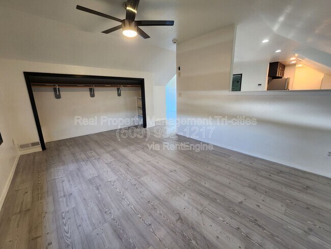 Foto del edificio - 721 S Union St