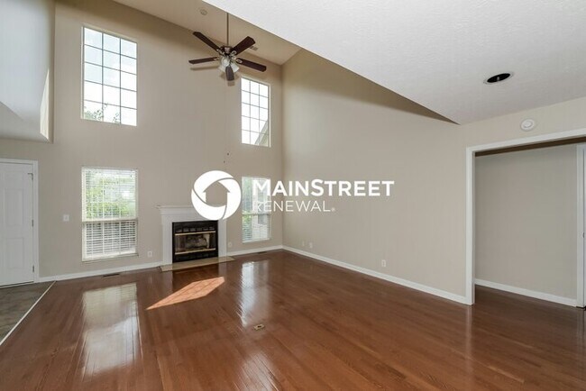 Building Photo - 4 Bedroom Pet-Friendly Home in Goodlettsville, TN with Main Street Renewal