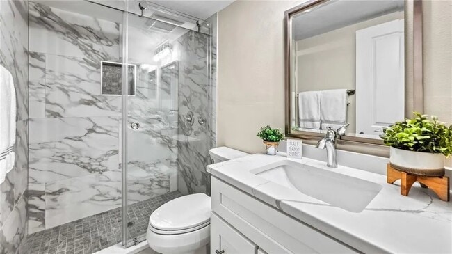 Building Photo - 20 Whispering Sands Dr
