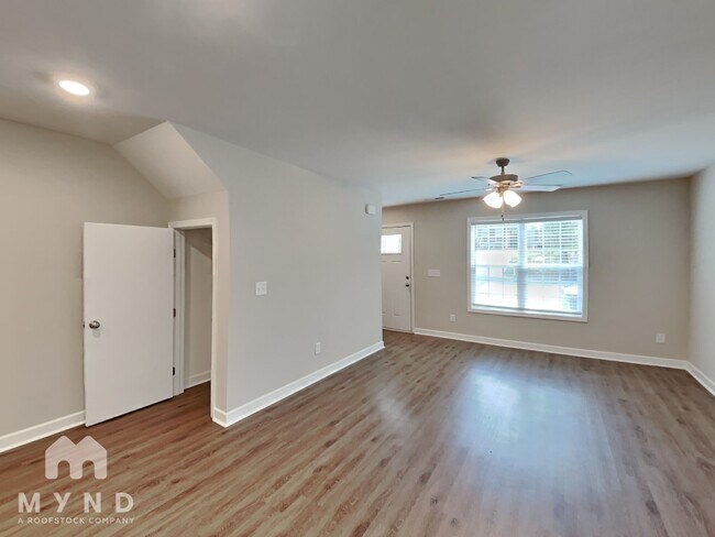 Foto del edificio - 717 Hillside St