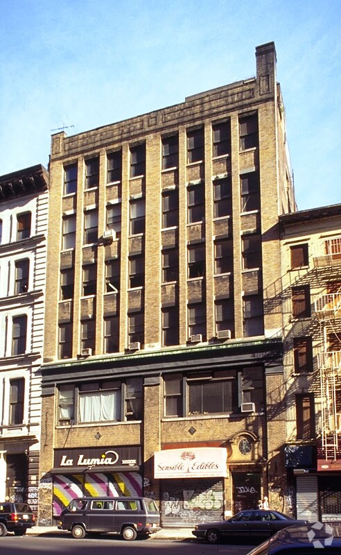 Primary Photo - 253 Church St