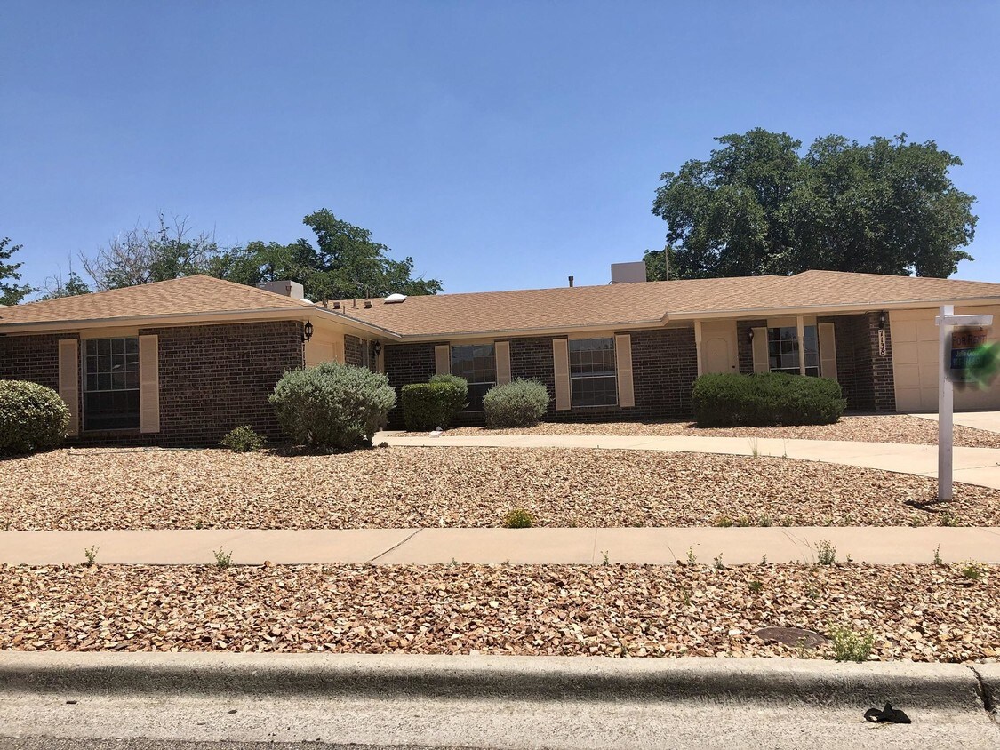 Foto principal - 7136 Orizaba Ave