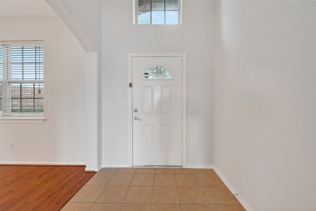 Building Photo - 11403 Ryan Manor Dr