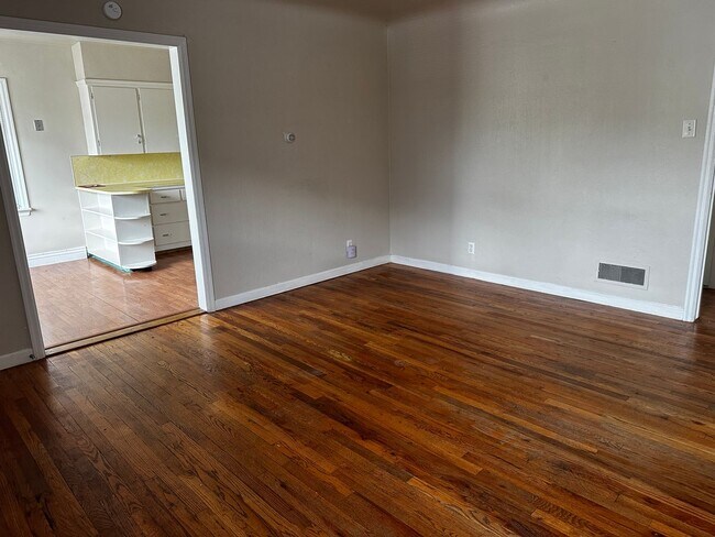 Foto del edificio - 712 17th St