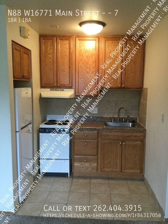 Building Photo - Private Entry 1 Bedroom Apartment