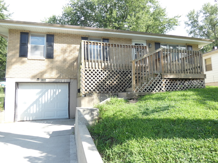 Primary Photo - Lovely Raised Ranch Style Home