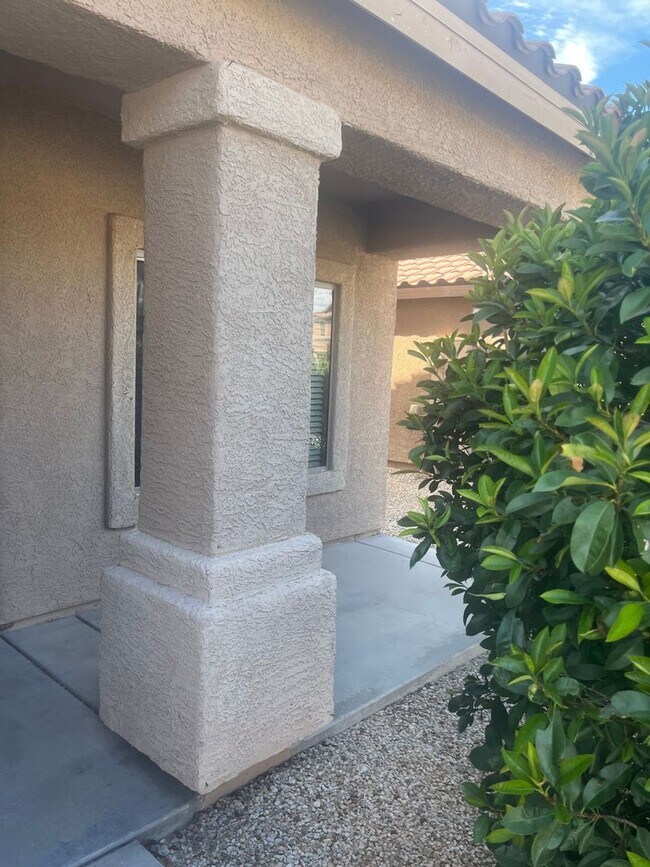 Foto del edificio - 8342 S Hunnic Dr