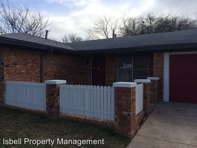 Building Photo - 3 br, 2 bath House - 1106 Magnolia St