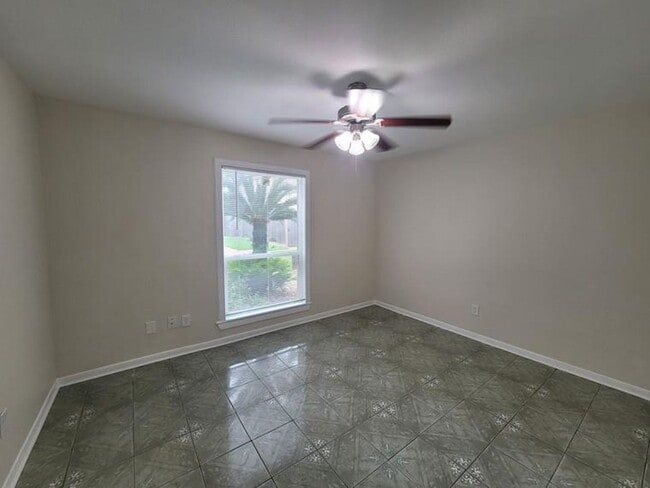 Building Photo - 215 Post Office #1001