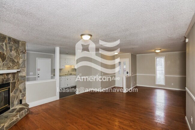 Foto del edificio - 111 Glenwood Dr