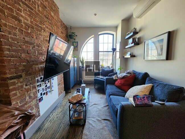 Building Photo - MALCOLM X BOULEVARD