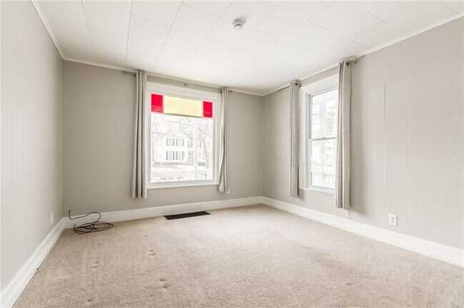 Foto del edificio - 98 South Ave