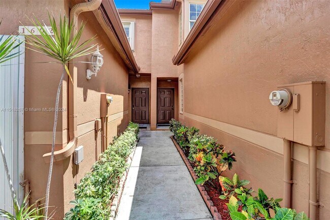 Foto del edificio - 1602 Coronado Rd