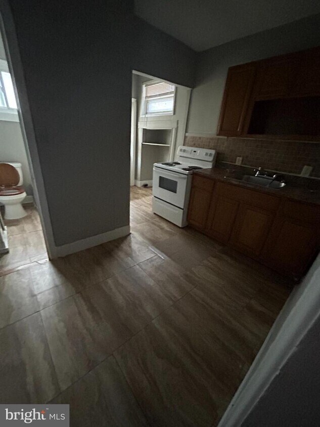 1833 W Rockland St, Philadelphia, PA 19141 Townhome Rentals in Philadelphia PA