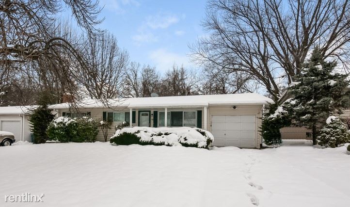 Foto principal - 3 br, 1 bath House - 948 Altavia Dr