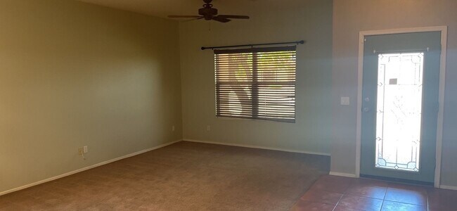 Building Photo - Rancho Del Lago 4 beds 2 Baths 2166 square...