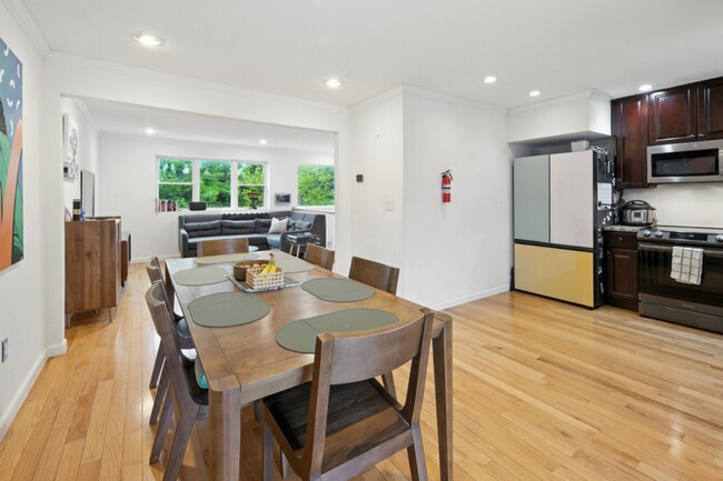 Foto del edificio - 1340 W St NE