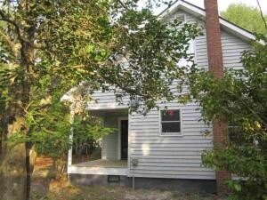 Building Photo - 125 Woods Rd