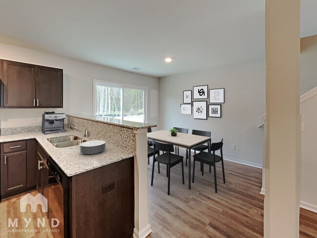 Building Photo - 43 Brown Thrasher Ct