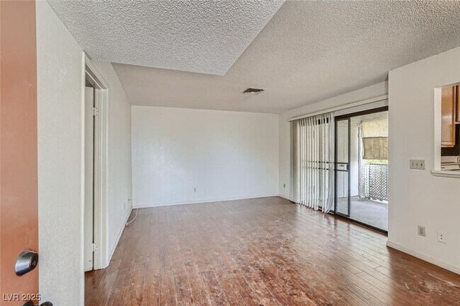 Building Photo - 4706 Nara Vista Way