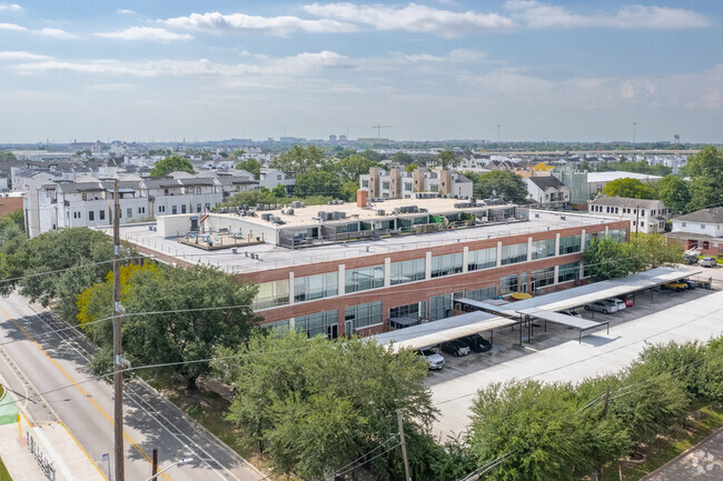 Foto del edificio - Live Oak Lofts