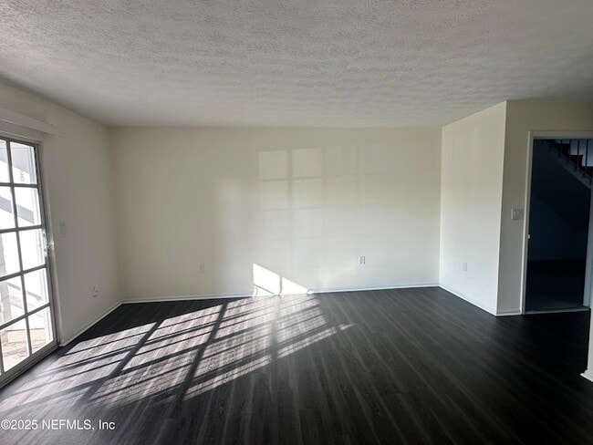 Foto del edificio - 5201 Atlantic Blvd