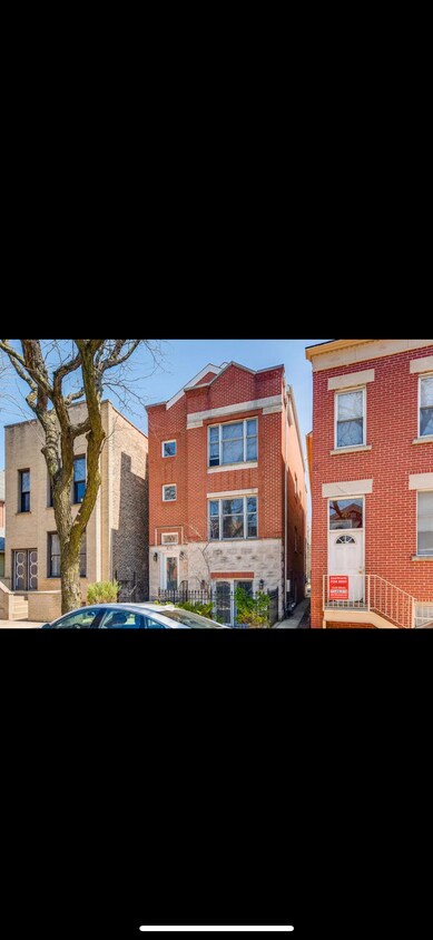 Primary Photo - 825 S Miller St