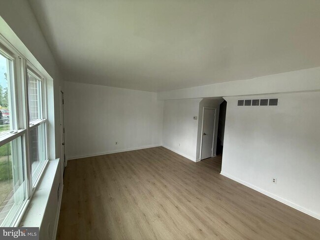 Foto del edificio - 159 Danford Dr