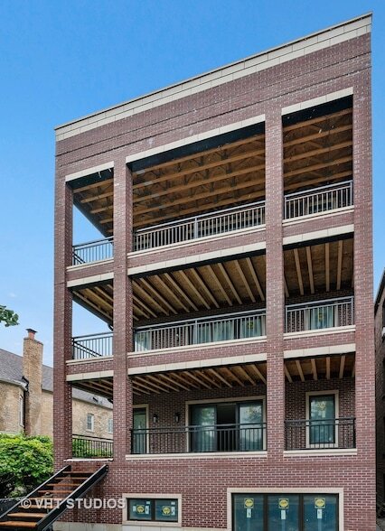 Foto del edificio - 1235 N Greenview Ave