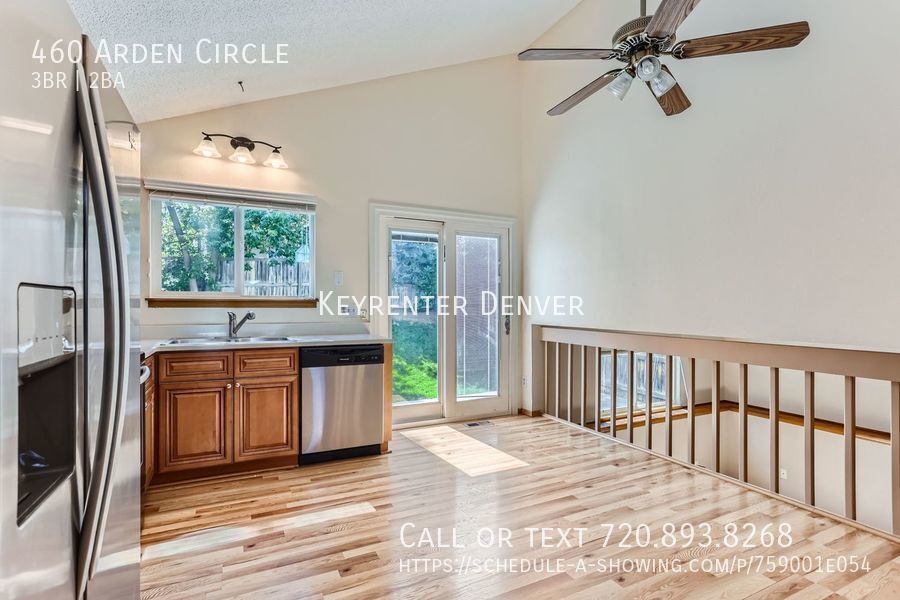 Primary Photo - Charming 3-Bedroom Retreat with Access to ...