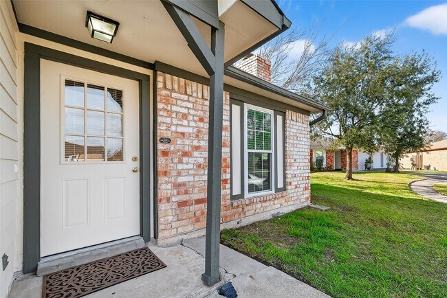 Foto del edificio - 6515 Morrisglen Ct