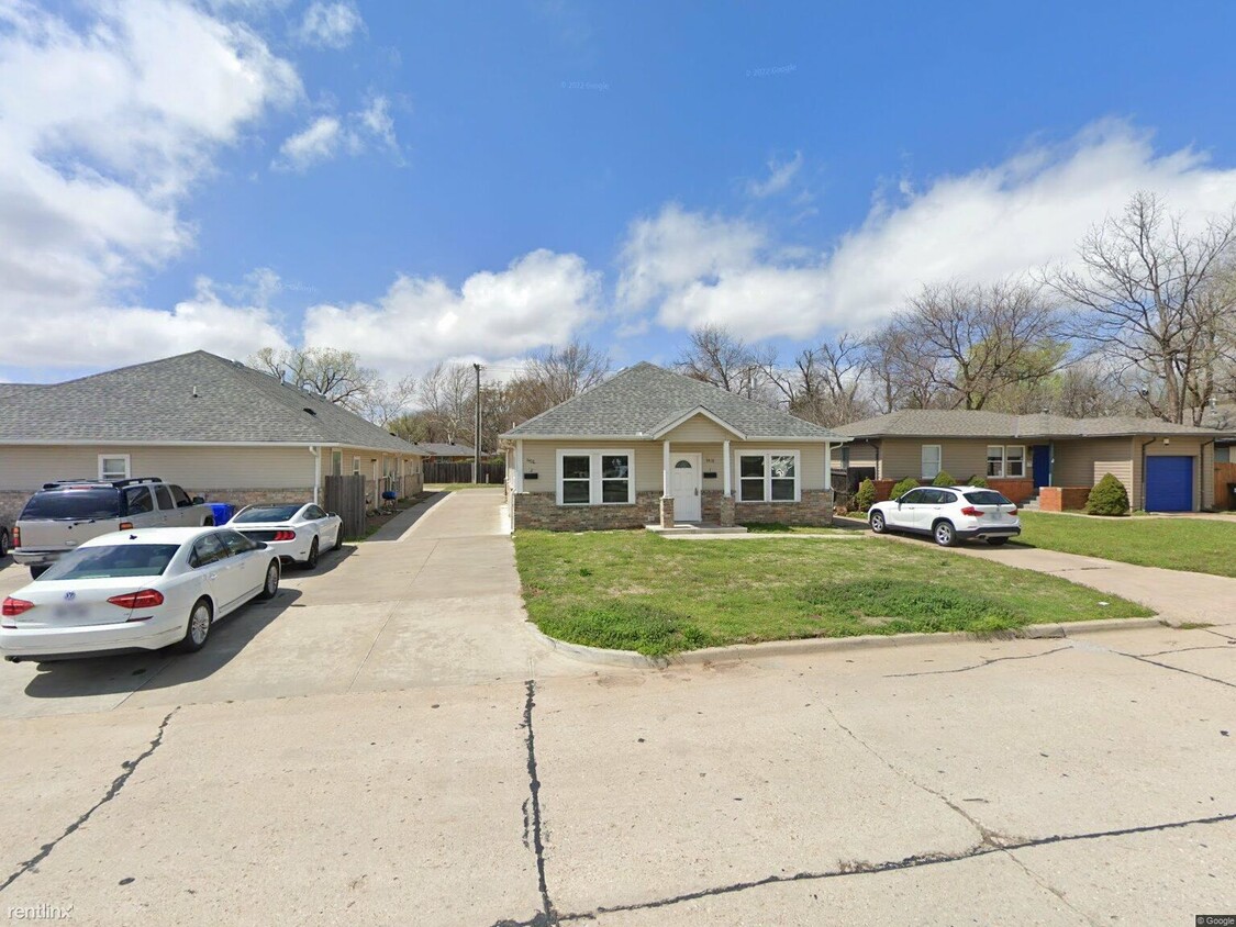 Foto principal - 3 br, 3 bath Townhome - 1418 George Avenue 1
