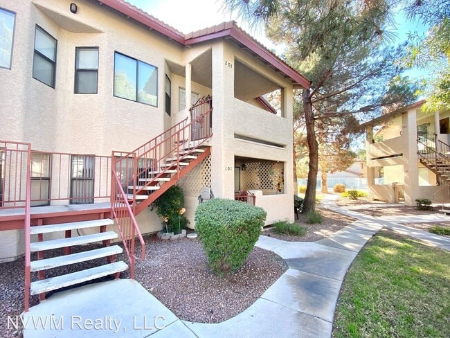 Building Photo - 2 br, 2 bath House - 717 Rock Springs Dr.