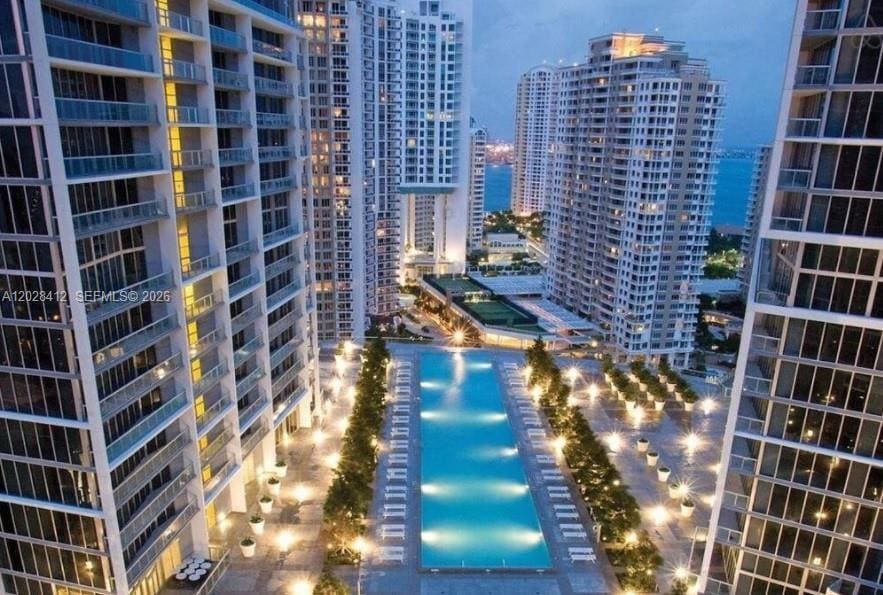 Building Photo - 475 Brickell Ave