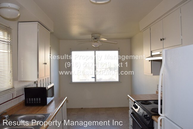 Building Photo - 3 br, 1 bath House - 4235 Bollenbacher Ave