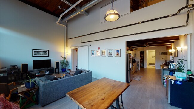 Building Photo - 15 Richdale Ave