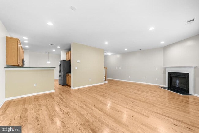 Building Photo - 133 Newman Ct